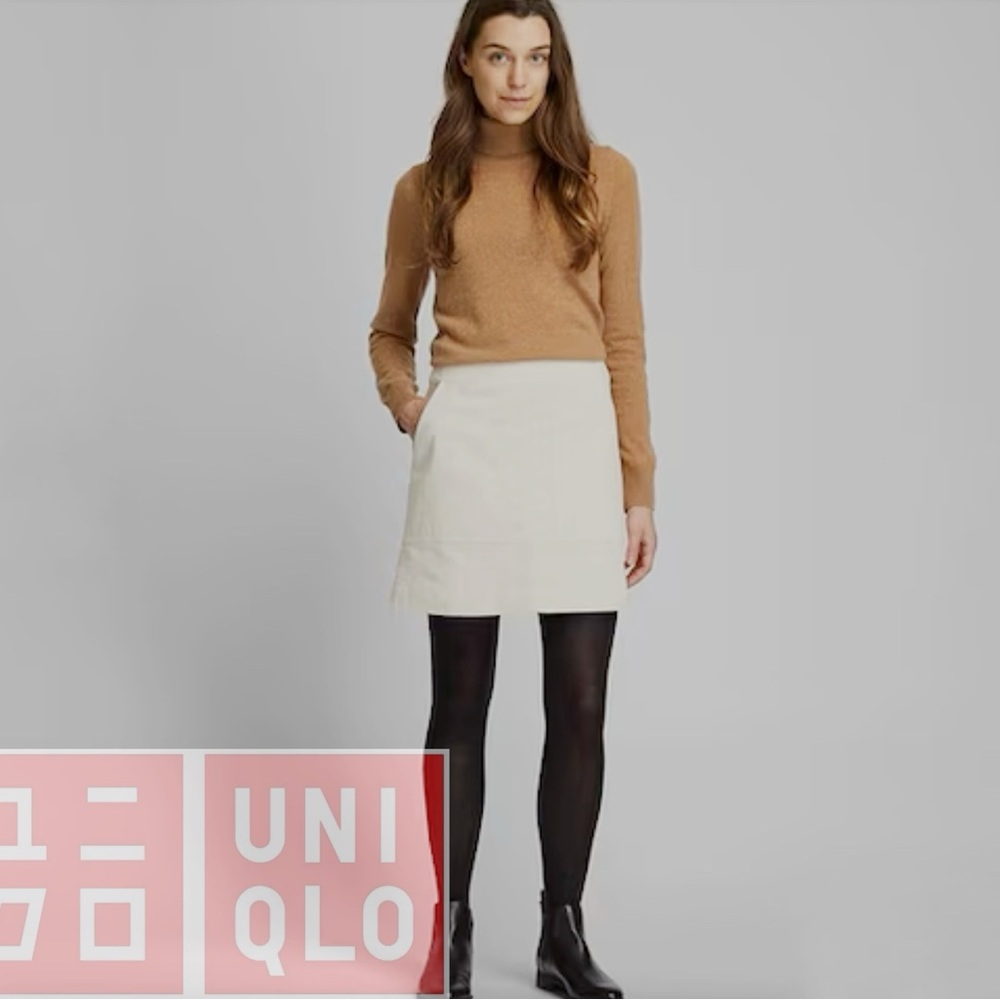 UNIQLO Cream Mini Skirt with Pockets